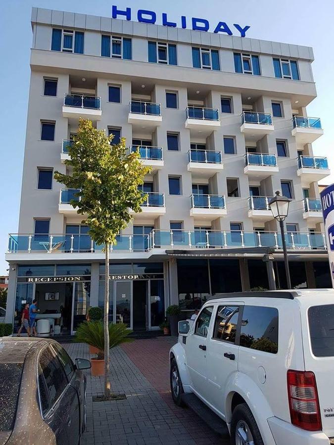 Renti Velipojë